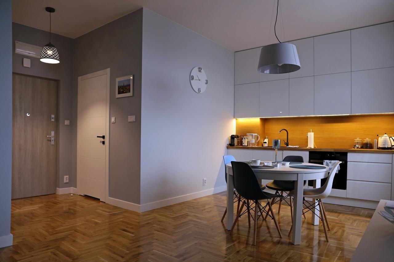 Grey Apartments Kosciuszko Krasków Exterior foto